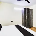 Hotel O The Bed Box