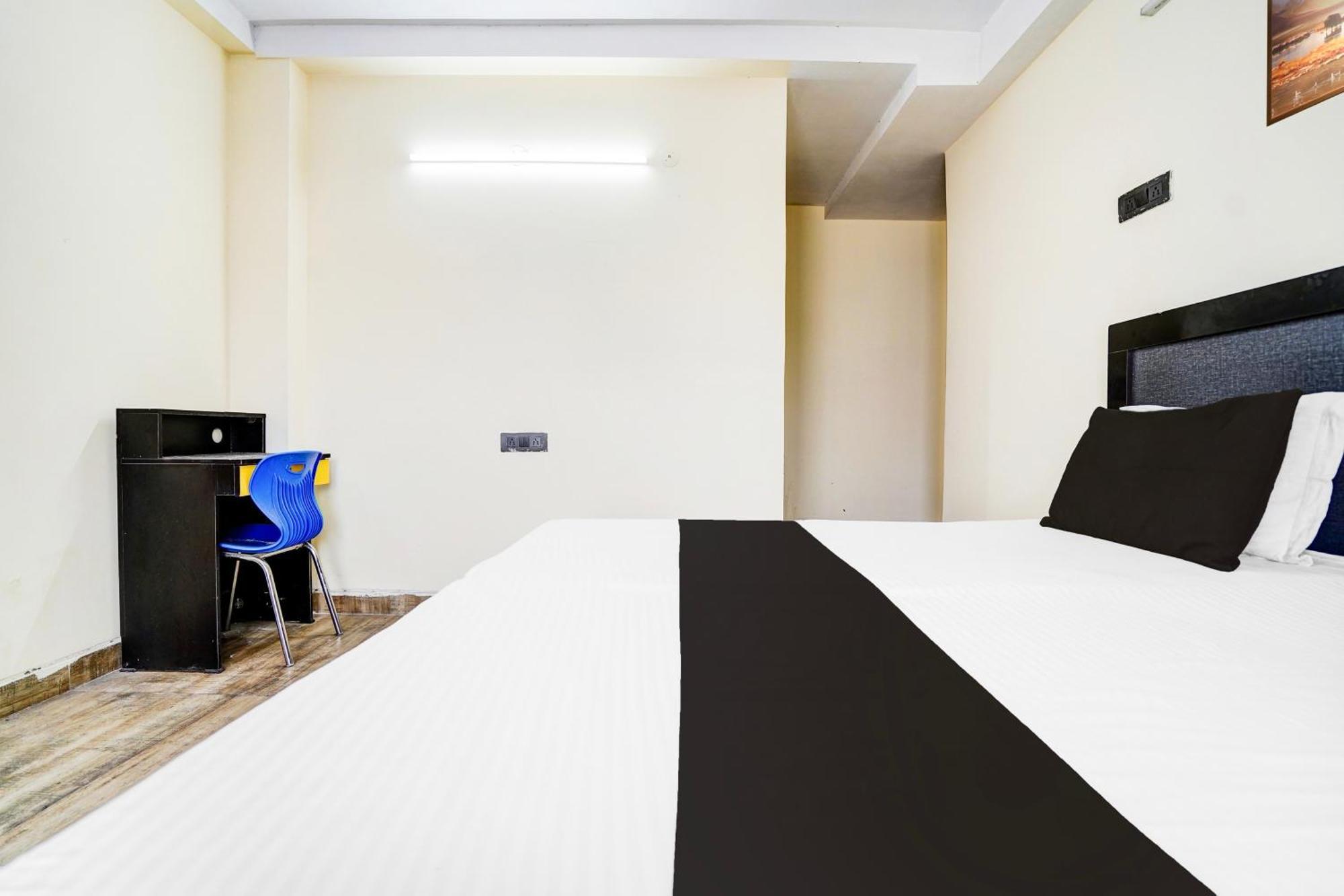 Hotel O The Bed Box New Delhi