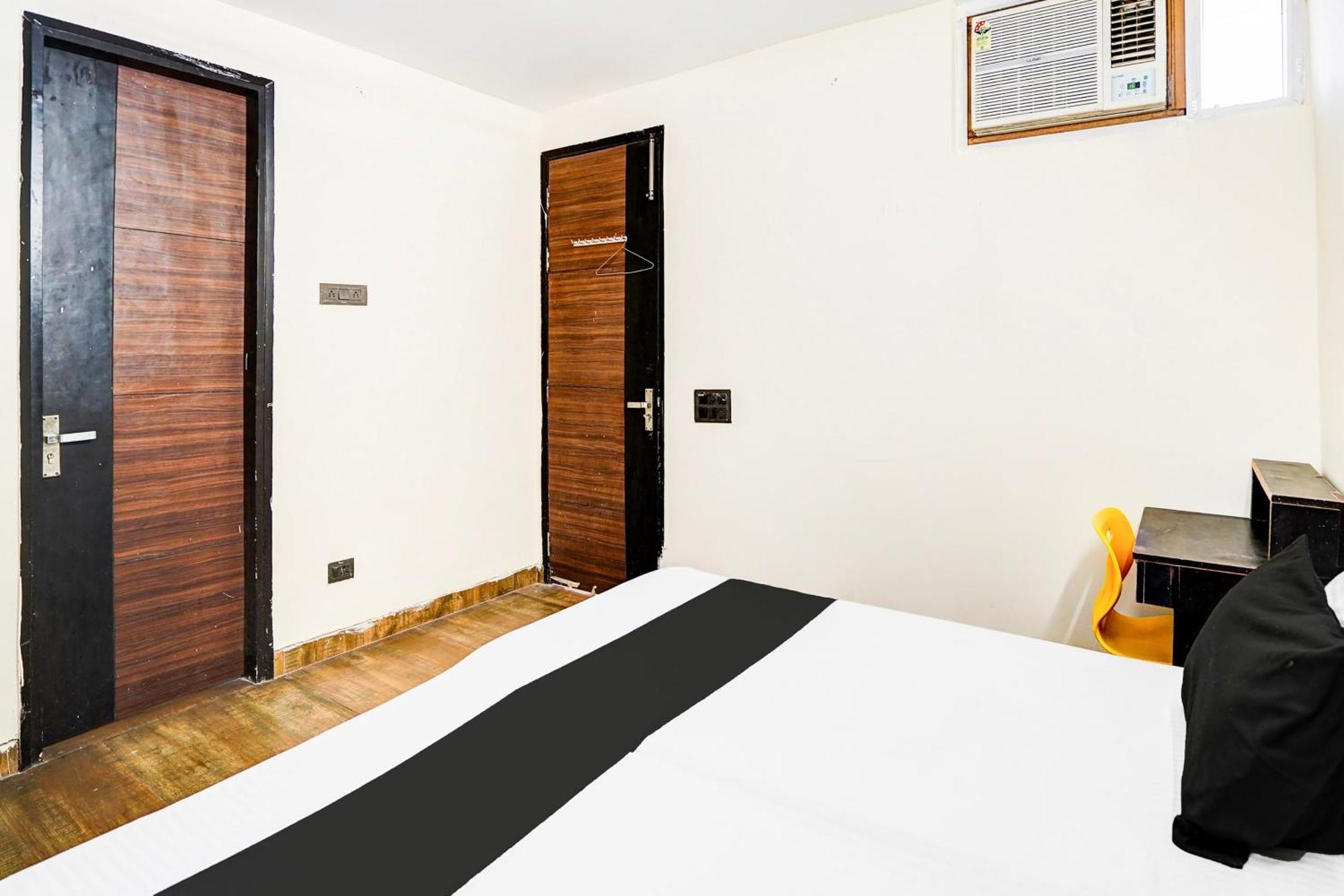 Hotel O The Bed Box
