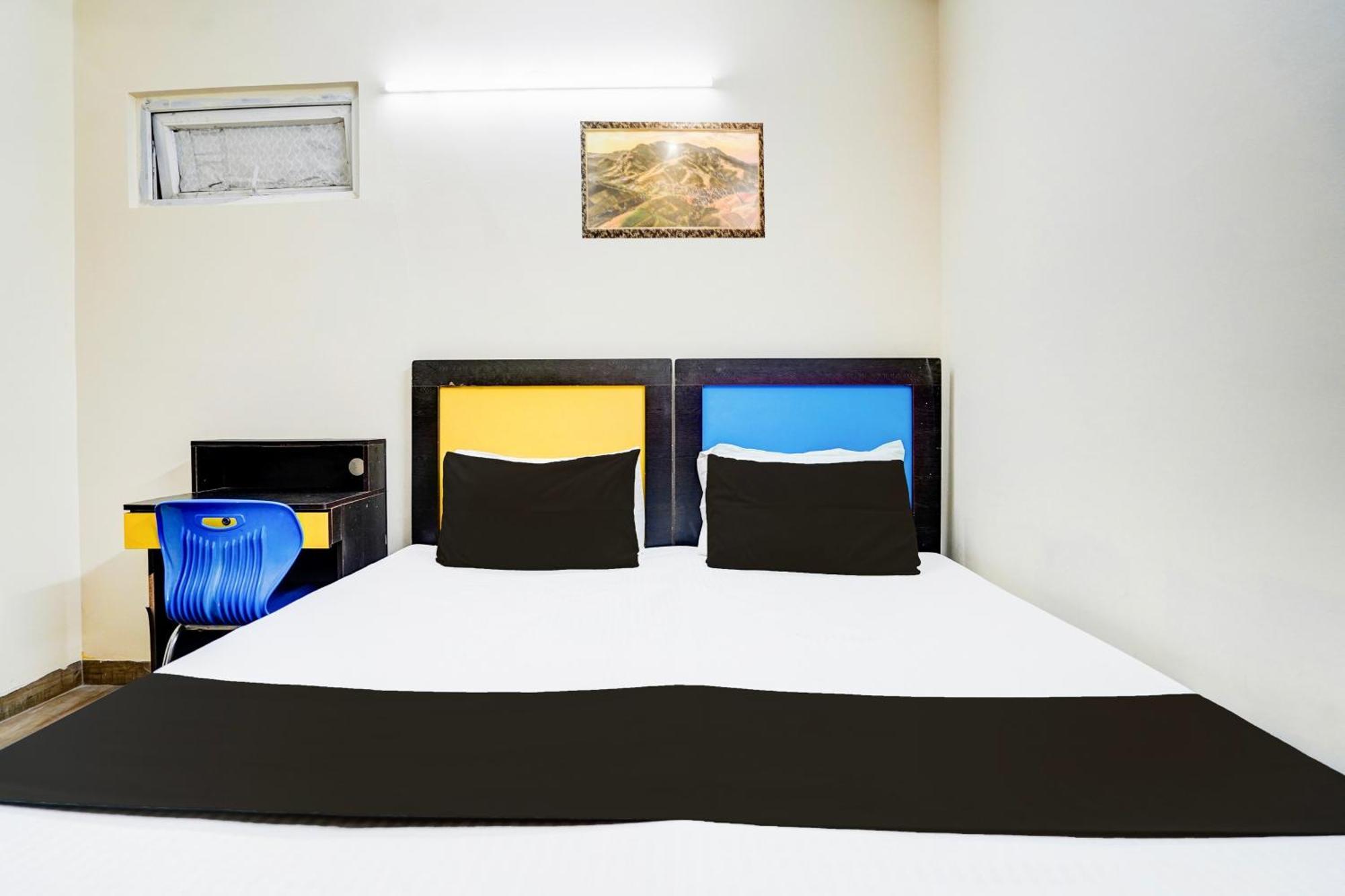 O The Bed Box Hotel New Delhi