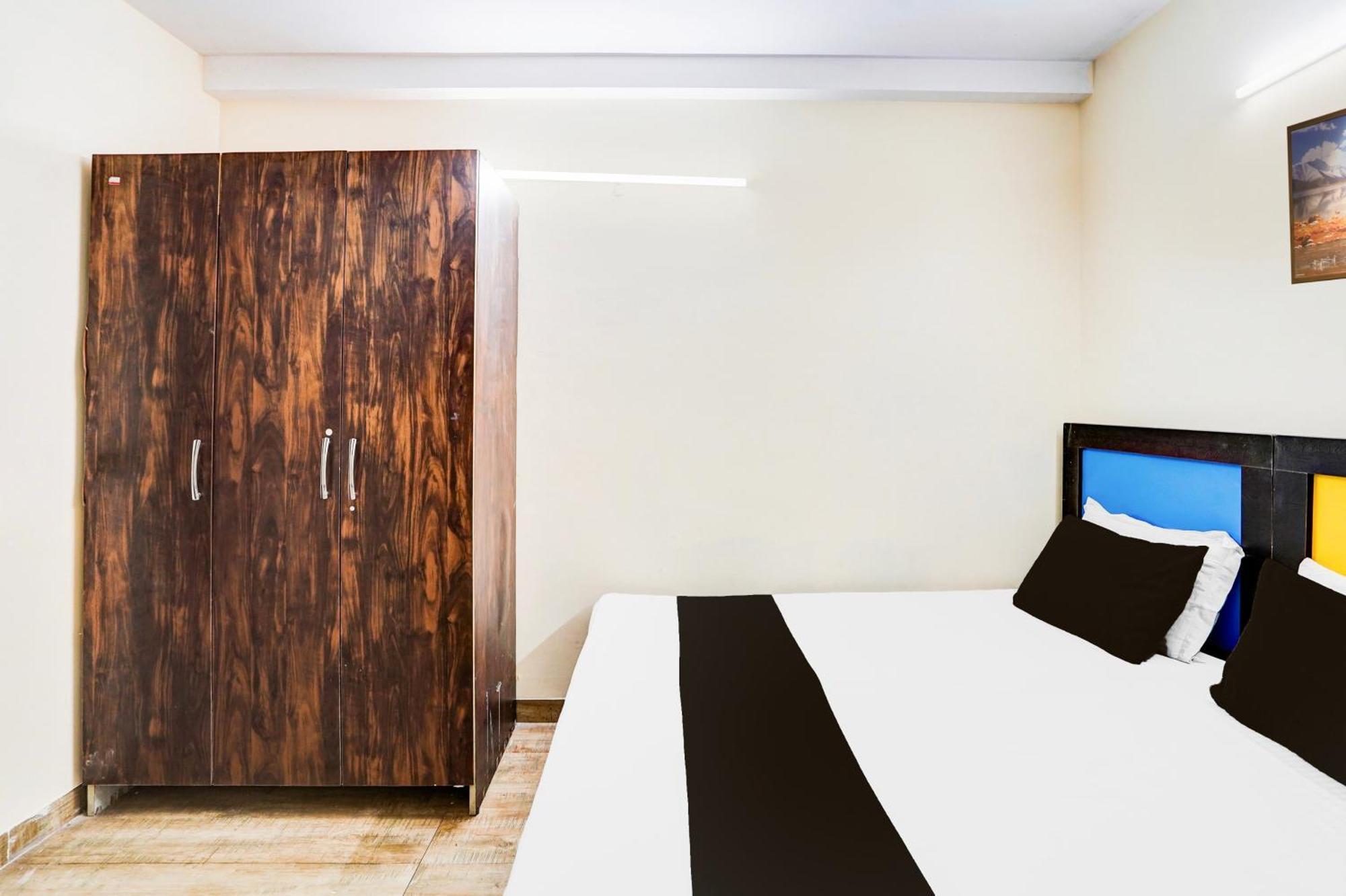 O The Bed Box 3* New Delhi